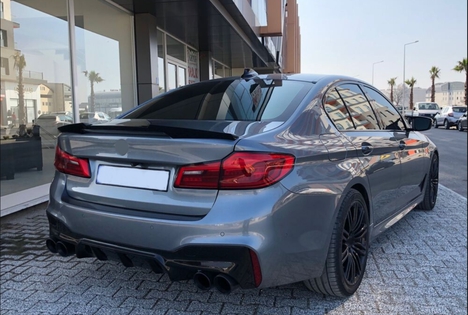BMW 5 SERISI G30 IÇIN UYUMLU M5 GÖRÜNÜM BODY KIT